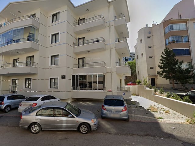 ŞAFAK MAHALLESİ 3+1 ARA KAT SATILIK