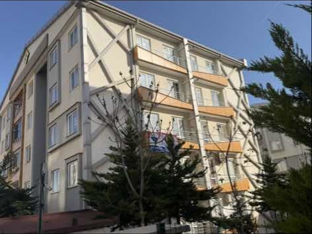 REMAX GÖKÇEM NEŞE OKUR DAN 2+1 SATILIK DAİRE