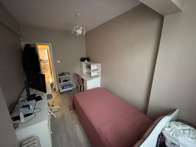 FULYA MAHALLESİ'NDE OTURUMA HAZIR MASRAFSIZ 2+1 SATILIK DAİRE