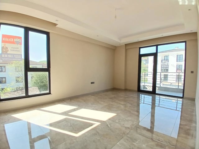 REMAX DESİGN ADAPAZARI KARAPINARDA SIFIR 2+1 KİRALIK DAİRE