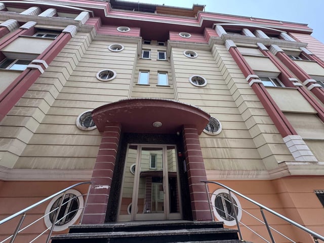 BAHÇELIEVLERDE GENIŞ 3+1 | 160M² | SITE İÇI YAŞAM
