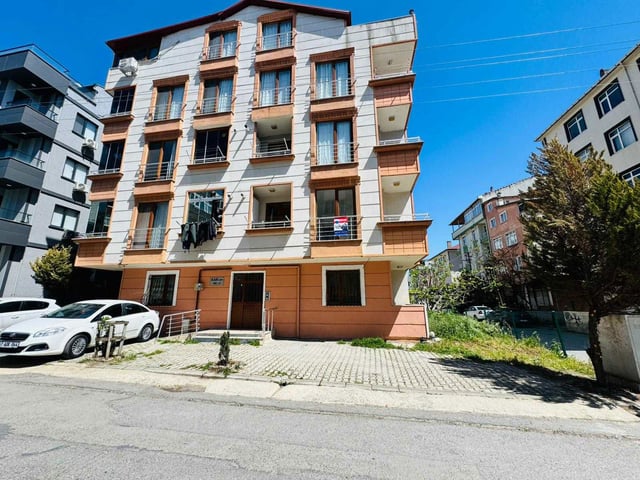 TATLIKUYU MAHALLESI’DE MERKEZI KONUMDA, ASANSÖRLÜ & OTOPARKLI 3+1 KIRALIK DAIRE