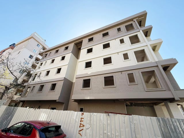REMAX PUSULADAN SÜREYYAPLAJI SAHİLDE MARMARAYA KOMŞU ARAKAT