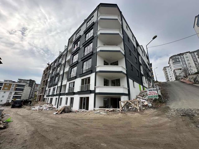 DENİZ MANZARALI 2+1 EBEVEYN BANYOLU
