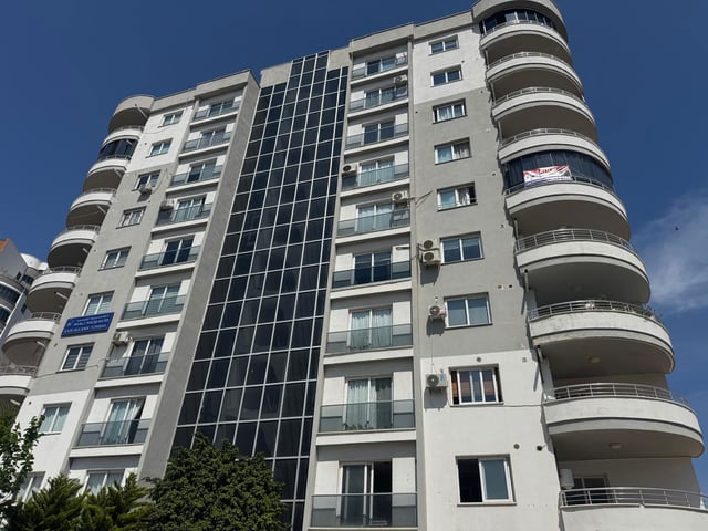 REMAX TOROS'TAN 34. CADDE ÜZERİ GENİŞ SATILIK 3+1 DAİRE