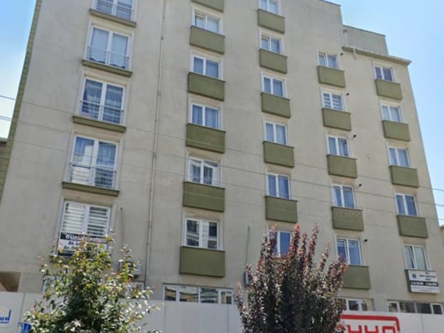 GEBZE MEVLANA MAHALLESİNDE CADDE ÜZERİNDE KİRALIK 4+1 DAİRE