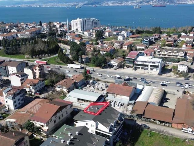 BAŞISKELENIN EN DEĞERLI KONUMUNDAN 4+1 SATILIK DAIRE