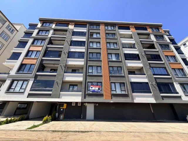 HASKÖY TOPTEPE'DE DENİZ MANZARALI GENİŞ LÜKS ANTRELİ 1+1 DAİRE