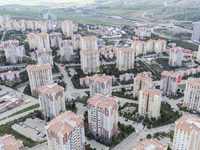 TURKUAZ TOKİ DE 3+1 ÖZEL YAPILI  ARA KAT