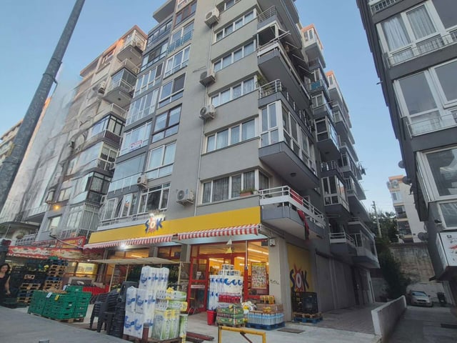 İNÖNÜ CADDESİ AMERİKAN KOLEJI KARŞISI YENİLENMIŞ 3+1 SATILIK DAİRE