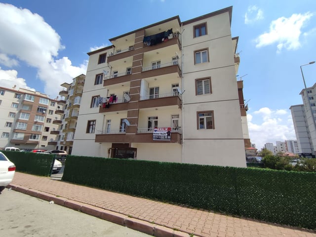 YTILDIZ EVLERDE TEMIZ 3+1 KIRALIK DAIRE