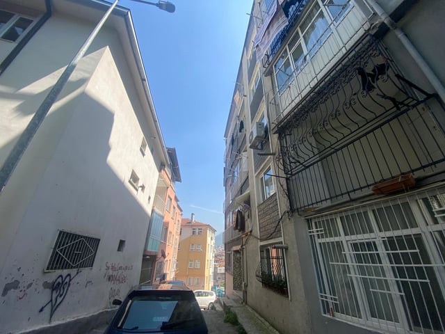 REMAX BEYAZ ​YILDIRIM EMİRSULTAN'DA SATILIK 2+1 DAİRE