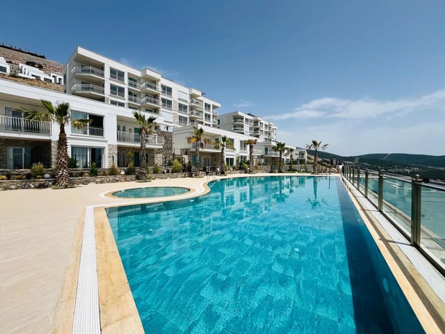 ATAKENT SİTESİNDE EŞYALI 2+1 DAİRE