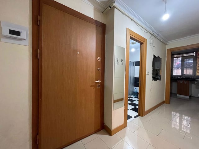 BAHÇELIEVLER YENIBOSNA'DA FIRSAT 2+1 DAIRE