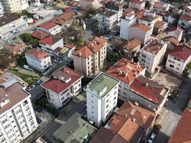 IHLAMURKUYU'DA SATILIK 3+1 DAİRE