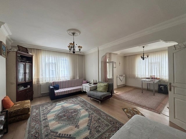 REMAX KULE'DEN 19 MAYIS MAHALLESINDE KIRACILI ACIL SATILIK 3+1 DAIRE