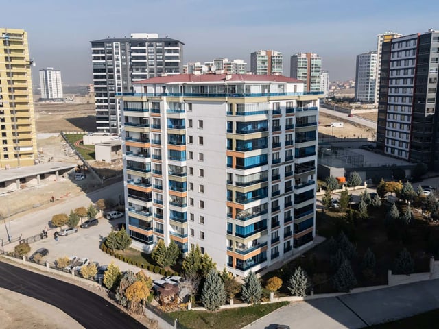 SUSUZ'DA 4+2 SATILIK TERASLI DUBLEKS