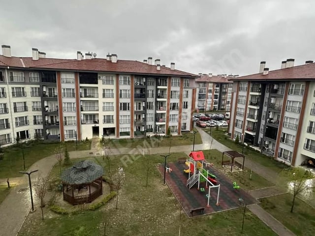 REMAX 'DEN SAĞLIKKENT SİT 2+1 EŞYALI KİRALIK DAİRE