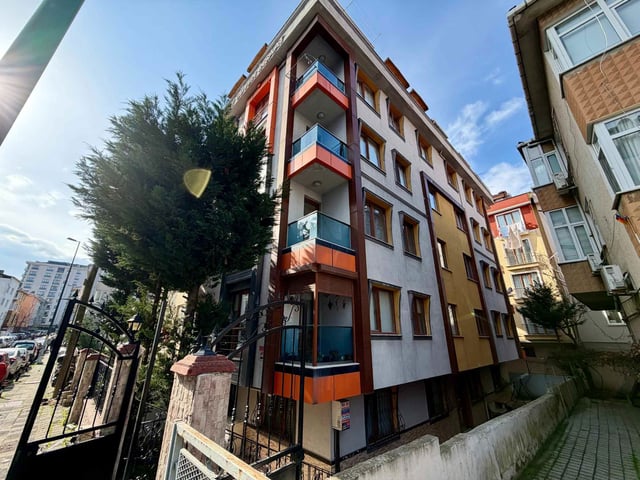 ÜMRANIYE ATATÜRK MAH. METROYA YAKIN SATILIK 3+1 DUBLEKS DAIRE