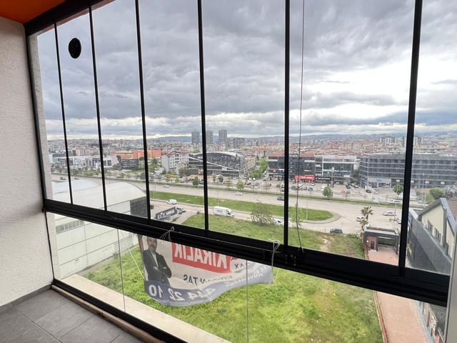 RE/MAX ADVANTAGE'DEN CENGİZHAN  REZİDANS'TA ARAKAT MANZARALI KİRALIK DAİRE