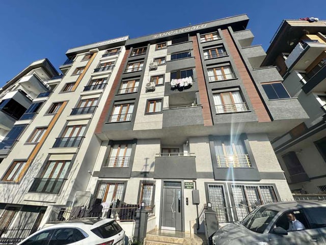 ÇEKMEKÖY MİMAR SİNAN MAHALLESİ’NDE MÜTHİŞ MANZARALI 5 + 2 DUBLEKS DAİRE