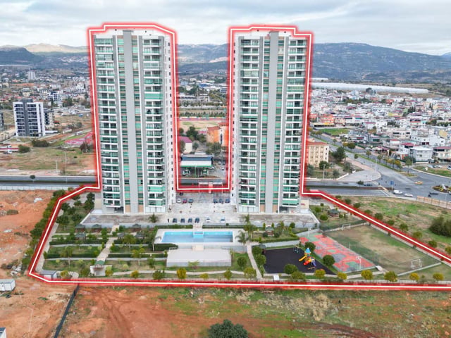 RE/MAX AURA'DAN YENİŞEHİR 50. YIL'DA SİTE İÇİ KİRALIK 5+1 DAİRE