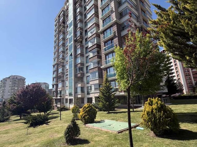 BEŞTEPE SAKLI BAHÇE 4+1 LÜKS DAİRE