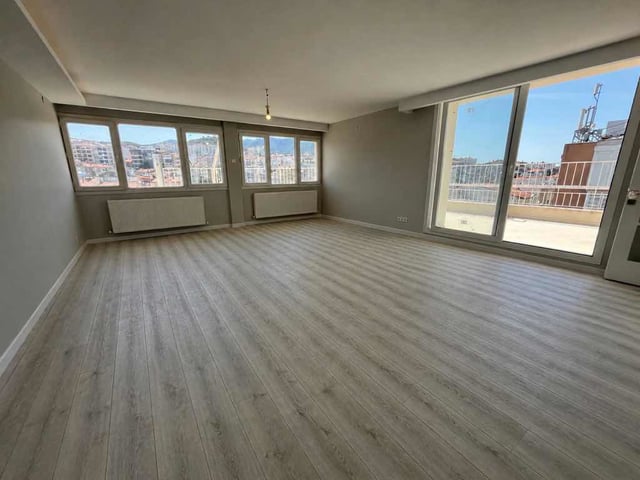 NİL KARKİN ‘DEN TERASLI SATILIK DAİRE