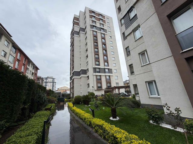 KÜÇÜKÇEKMECE HAYATPARK İSTANBUL | 3+1 190M² NET | EBEVEYN BANYOLU | 9. KAT | KIŞ BAHÇELİ