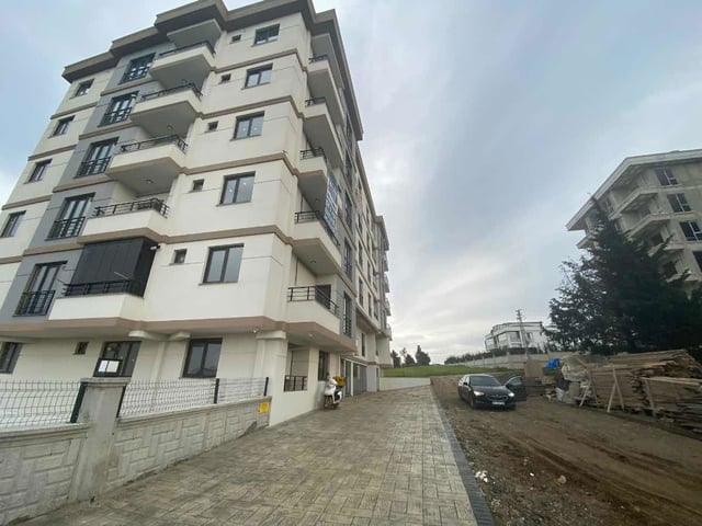 PELİTKÖY TOPLU KONUTLARI ARKASINDA KİRALIK 1+1 DAİRE