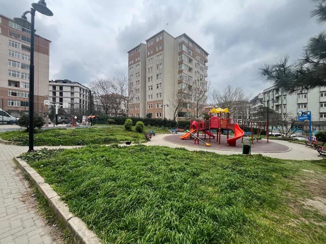 AVCILAR ŞÜKRÜBEY METROBÜS DURAĞI BELEDIYE BLOKLARI'NDA KENTSEL DÖNÜŞÜME GIRECEK YATIRIMLIK DAIRE