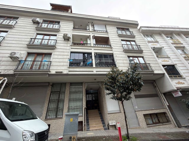 15 TEMMUZ METROSUNUN YANINDA KİRALIK 2+1 DAİRE
