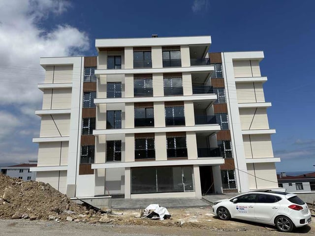 REMAX PARK BARLAS GÜRLER'DEN NİŞANTAŞINDA SATILIK BAHÇE KATI 2+1