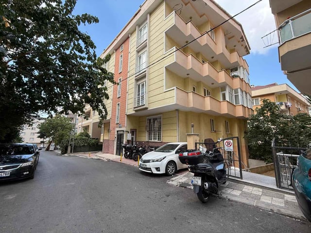 FINDIKLI’DA ÖNÜ AÇIK, AYDINLIK, OTOPARK’LI 3+1 KIRALIK DAIRE