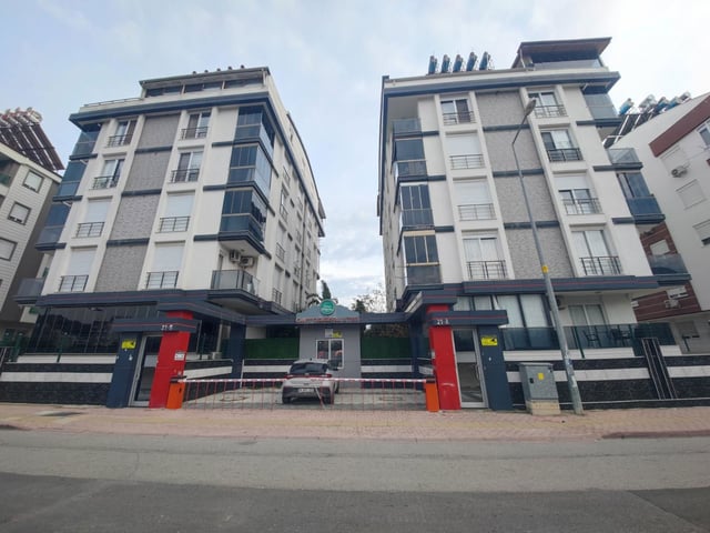 HURMA’DA HAVUZLU SİTEDE MASRAFSIZ 4+1 DUBLEKS DAİRE!