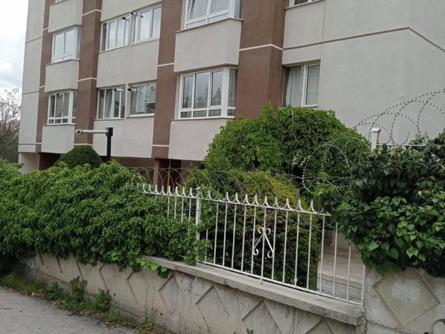 MERKEZI KONUMDA YENILENMIŞ 3+1 DAIRE: BATI ADLIYESI YAKINI