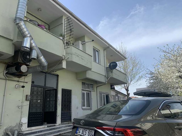 REMAX DESİGN SERDİVAN İSTİKLAL MAHALLESİNDE 4+1 KİRALIK ÇATI DUBLEX