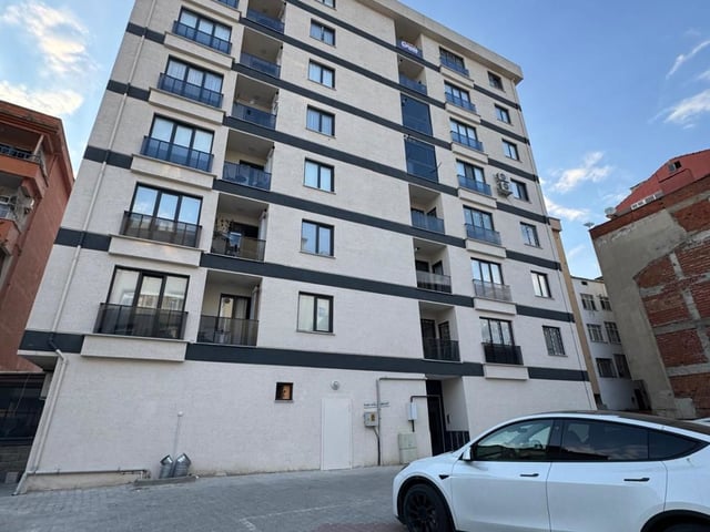 PENDIK KAYNARCA SATILIK 3+1 DAIRE