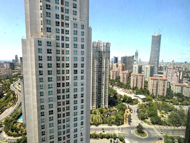 ATAŞEHIR AĞAOĞLU SKY TOWERS´TA EŞYALI 1+1 KIRALIK DAIRE