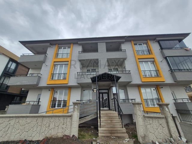 RE/MAX LACİVERT'TEN DADAŞKENT'TE EŞYALI KİRALIK 1+1 DAİRE