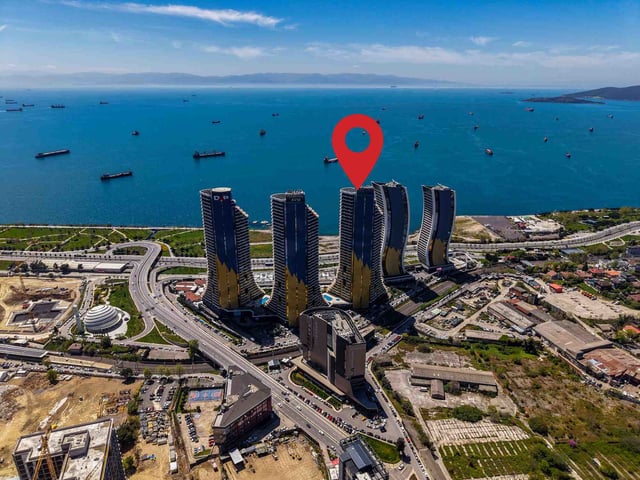 İSTMARİNA 'NIN TEK EMSALSİZ SATILIK 5+1 DAİRESİ / GENİŞ MUTFAKLI