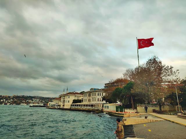 REMAX ASHİLL,BEYLERBEYİ SAHİL,MANZARALI MUHTEŞEM SATILIK DAİRE