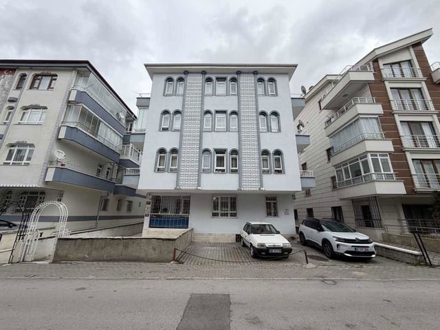 DEMİRLİBAHÇE MAH. SERAP SOKAK TA KİRALIK 2+1 DAIRE