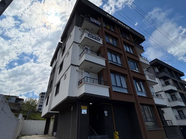 REMAX YUNUS'TAN KÖRFEZDE KIRALIK 1+1 DAIRE