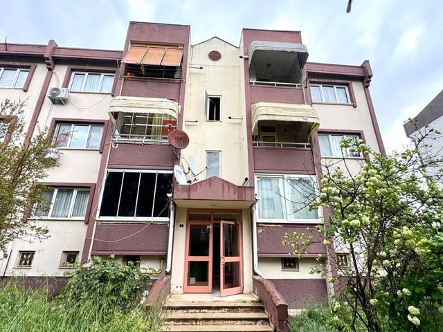 ŞIRINKÖY KALICI KONUTLARI'NDA MERKEZI LOKASYONLU SATILIK 2+1