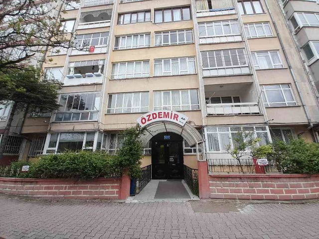 BOZANTI CADDESİNDE KİRALIK 3+1 DAİRE