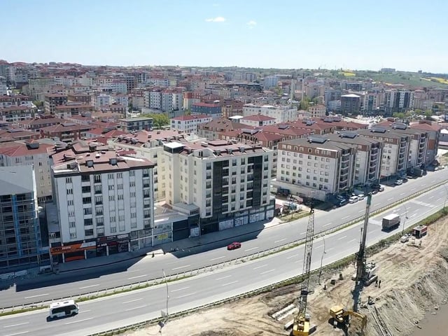 RE/MAX LAND'DEN 3+1 GENİŞ FERAH DAİRE
