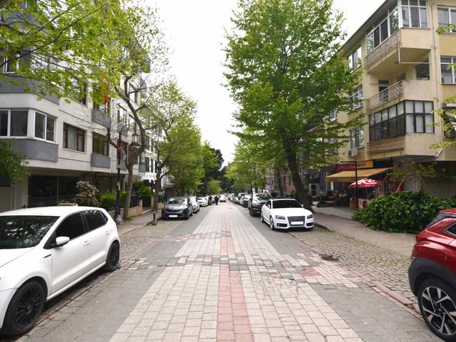 REMAX PROF'TAN İDEALTEPE'DE KİRALIK 3+1 ARA KAT DAİRE
