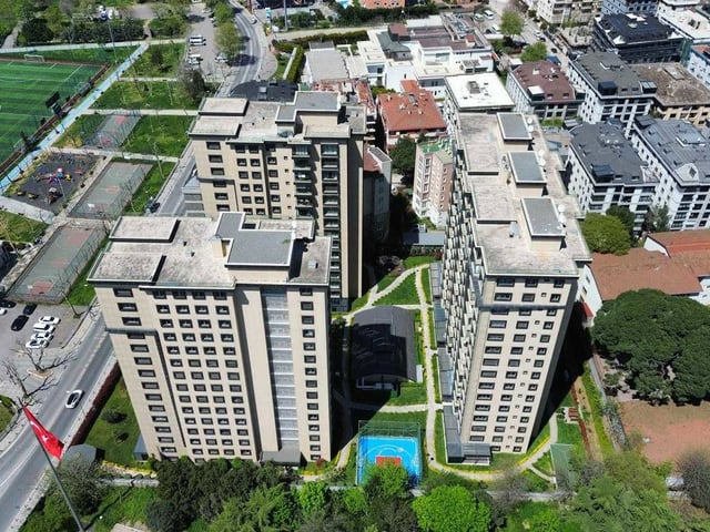 SAHİL KONAKLARI SİTESİ 4+1 BAHÇE KATI ULTRA LÜKS EŞYALI SATILIK DAİRE