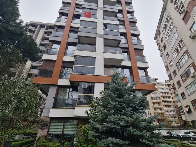 ERENKÖY'DE MARMARAYA YÜRÜME MESAFESİNDE KİRALIK 3+1